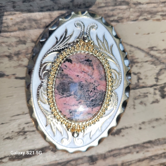 Western Themed Belt Buckle With Oval Rhodonite Stone In The Center - Picture 8 of 8